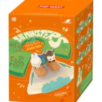 Caja sorpresa con escena de los monstruos jugando juegos de Labubu