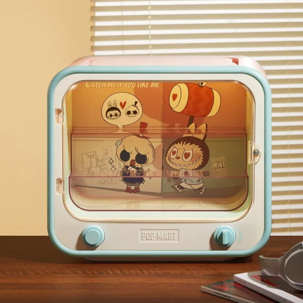 Contenedor de exhibición luminoso para televisor Labubu The Monsters Catch Me 2