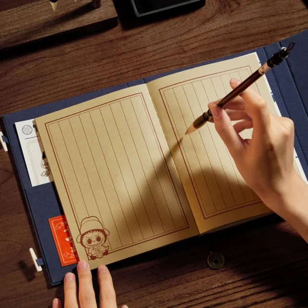 Cuaderno LOS MONSTRUOS De la serie Divirtámonos Juntos 2
