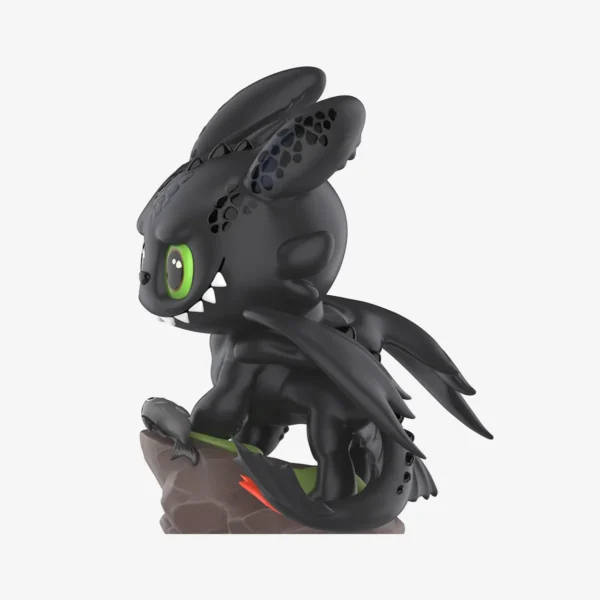 Figura de Labubu The Monsters: Cómo entrenar a tu dragón negro 3