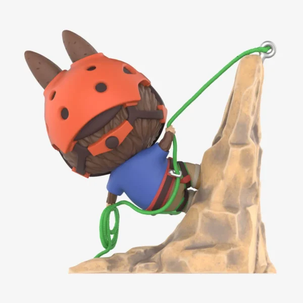 Figura de escalador de Labubu 3