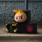 Figuras de la serie LOS MONSTRUOS Casi Ocultos Caja ciega completa 15