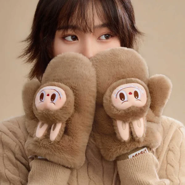 Guantes de peluche navideños cálidos y esponjosos Labubu 1