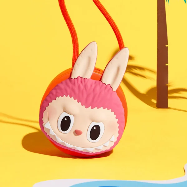 Labubu los monstruos encantados por la fan de la serie junto al mar 4
