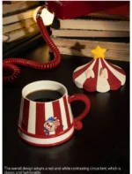 Taza Labubu de la serie “Por qué tan serio” 6